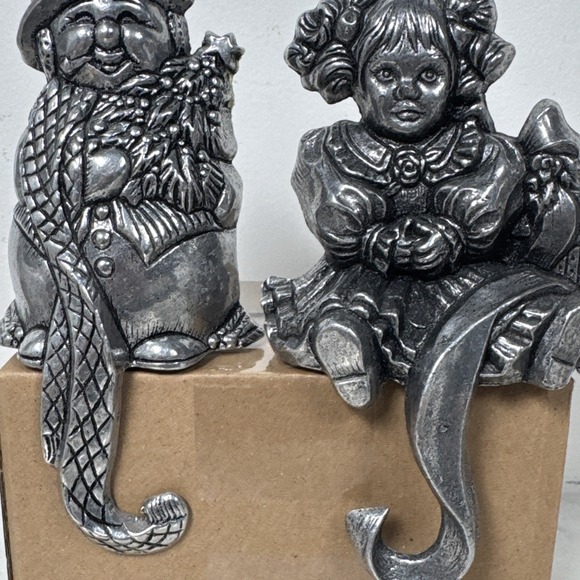 Cast Iron Christmas Stocking Holders  Girl And Snowman - Picture 4 of 7